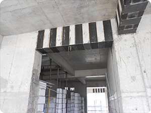 1.梁粘贴碳纤维加固